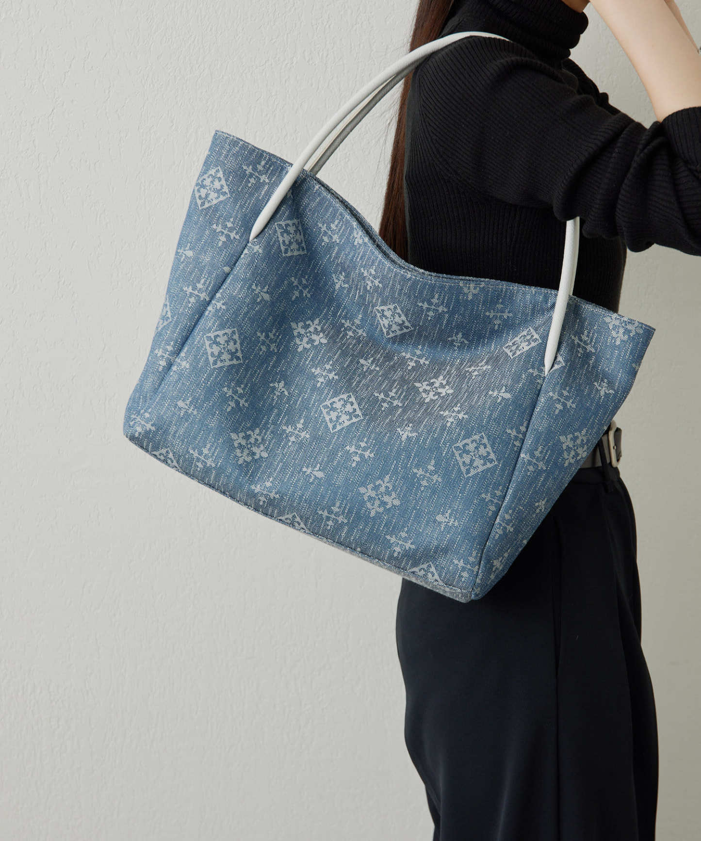 *4-6 WEEKS* (254) LIMITED EDITION Russet [Denim jacquard] Simple tote bag Indigo